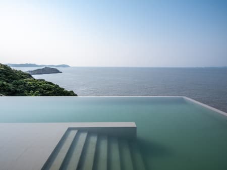 Lost Villa. Huanglong Island Lighthouse Hotel